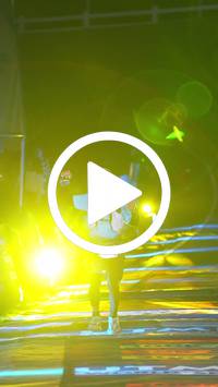 BIB:  <button type="button" onclick="openModal(26963750)" class="btn btn-primary btn-sm float-right" data-toggle="modal" data-target=".modal-high-quality">
                <i class="fa fa-download"></i> Download
                </button>